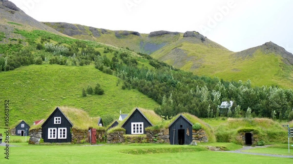 Obraz Freilichtmuseum traditioneller Häuser bei Skogar Island