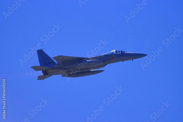 Obraz 大空に向かって飛び立つ航空自衛隊F-15戦闘機