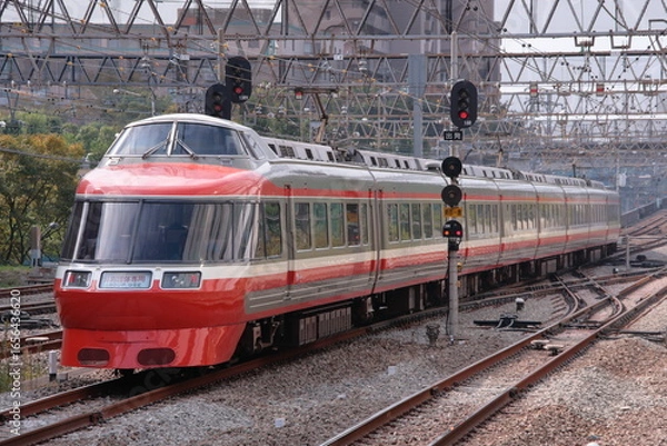 Obraz 団体列車として特別運転される小田急7000形ロマンスカーLSE_2009/10/19撮影