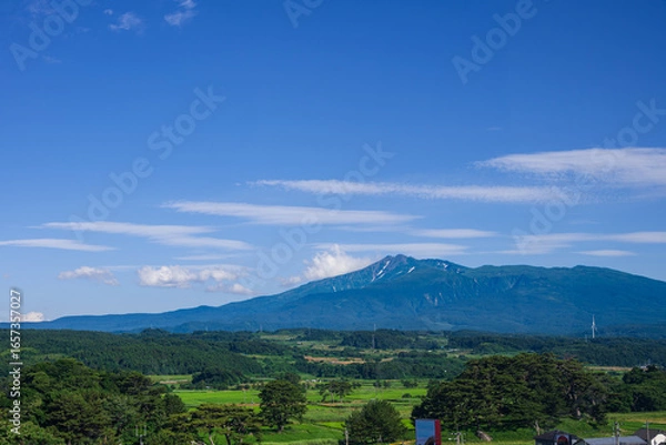 Obraz 展望台から眺める象潟九十九島と鳥海山の風景