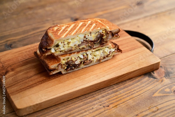 Fototapeta 唐揚げたまごホットサンド