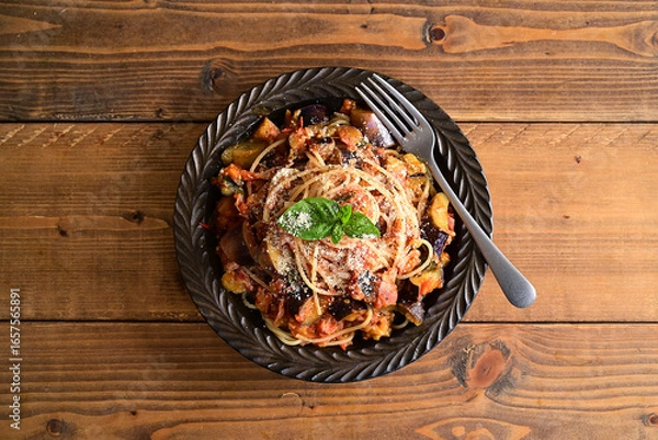 Fototapeta 茄子とトマトのパスタ