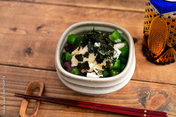 Fototapeta マグロとオクラ、山芋の和え物