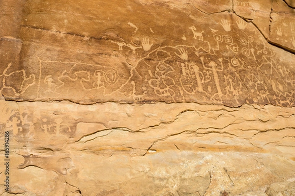 Fototapeta Petroglyphen der Anasazi-Indianer im Mesa Verde National Park, Utah