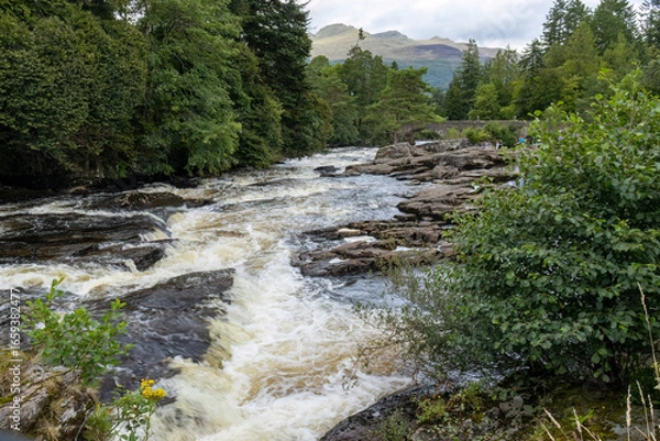 Fototapeta Falls of Dochart rapids in Killin, Tayside, Scotland