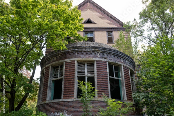 Obraz Beelitz Heilstätten Red Brick Sanatorium with Towers