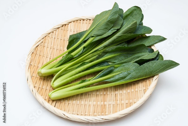 Fototapeta ざるに盛られた新鮮な小松菜