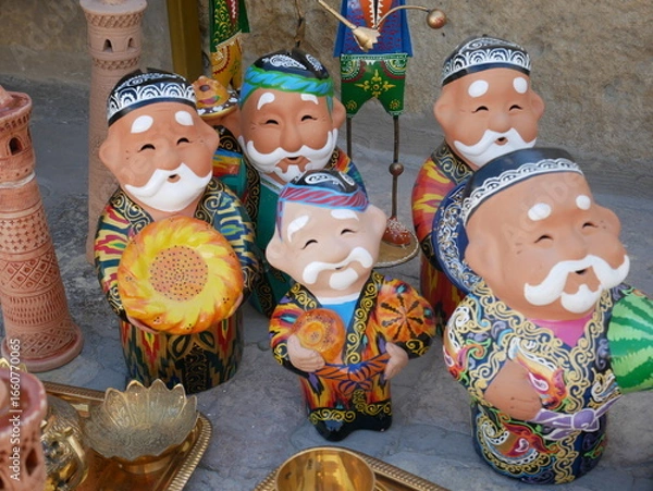 Obraz ウズベキスタンの幸運アイテム「ウズベクおじさん」