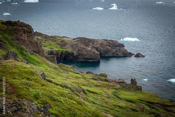 Fototapeta Wanderung durch die Landschaft von Grönland 