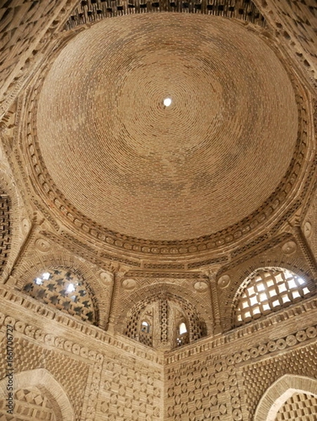 Obraz イスマイール・サーマーニー廟の内部（ウズベキスタン：ブハラ）