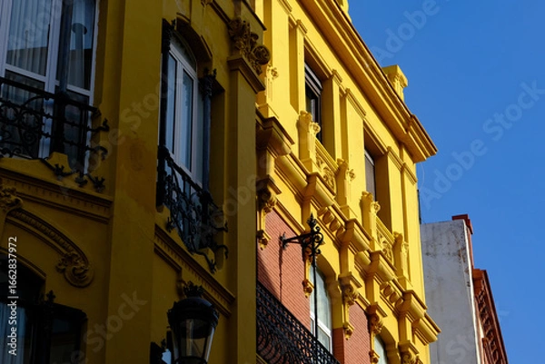 Fototapeta Detail from an old Typical building from Sevilha, Andalusia, Spain