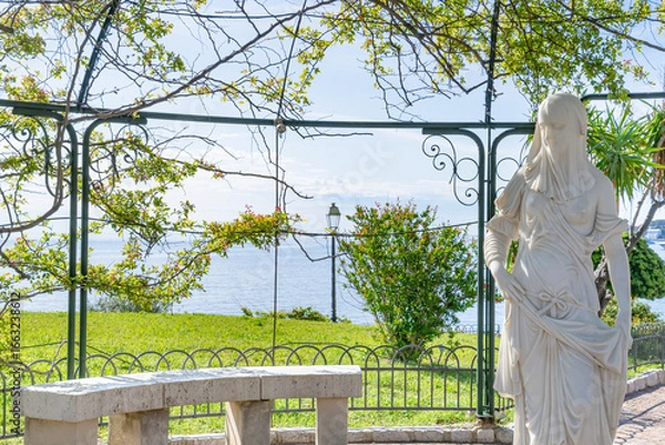 Obraz Banc public. Beaulieu sur mer