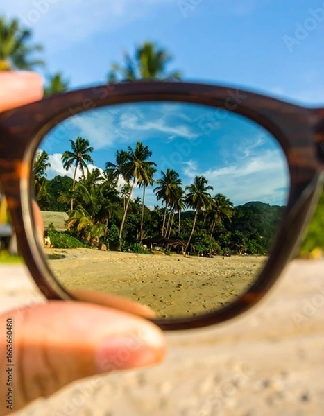 Fototapeta Beach reflected in sunglasses
