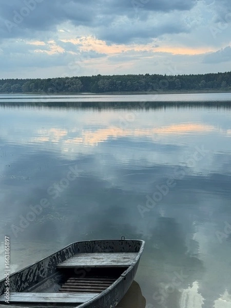 Fototapeta boat on the lake