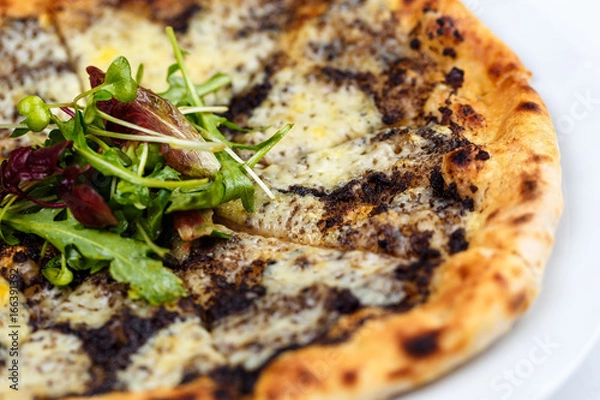 Obraz Pizza with truffle