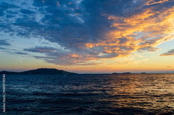 Fototapeta sunset over the sea