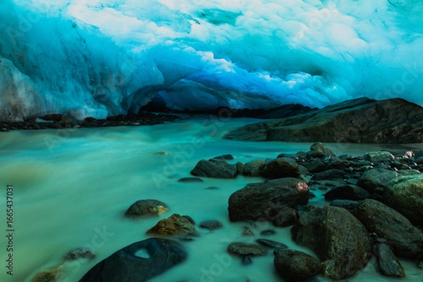 Fototapeta inside the glacier