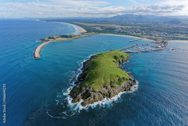 Obraz Muttonbird Island looking south-west towards Jetty Beach and Coffs Harbour