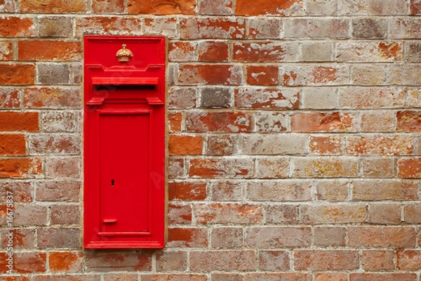 Fototapeta traditional british red mail box