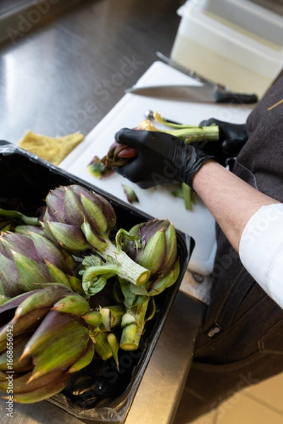 Fototapeta preparare la cena chef