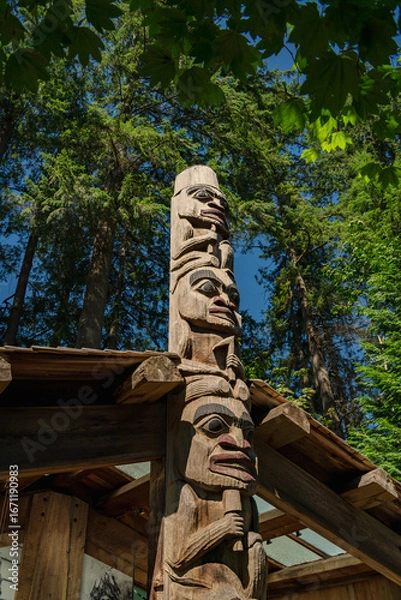 Obraz Totem de madera en Canada