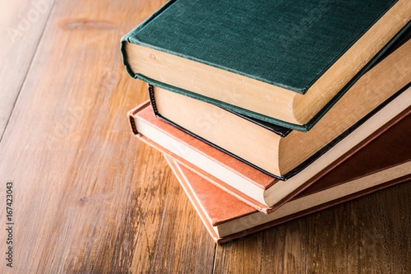 Obraz 積み重なった古い本