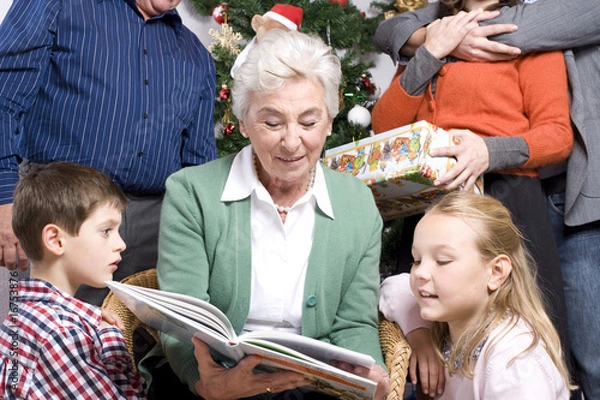 Obraz großmutter liest vor