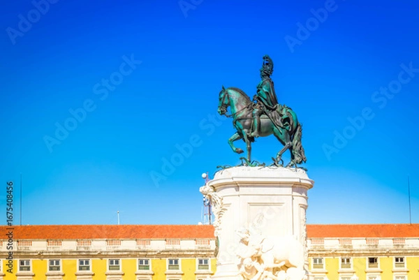 Fototapeta statue of King Jose on the Commerce square (Praca do Comercio) in Lisbon, Portugal