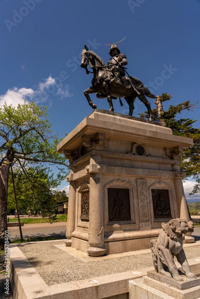 Fototapeta 仙台城跡の伊達政宗公騎馬像