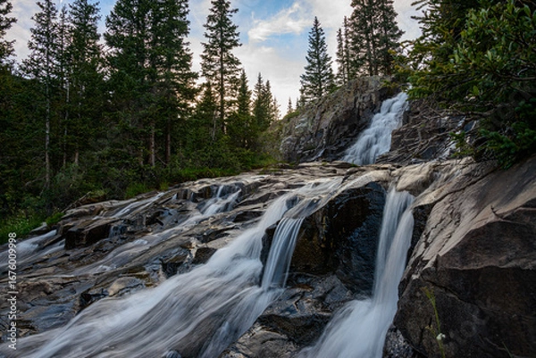 Obraz waterfall in yosemite