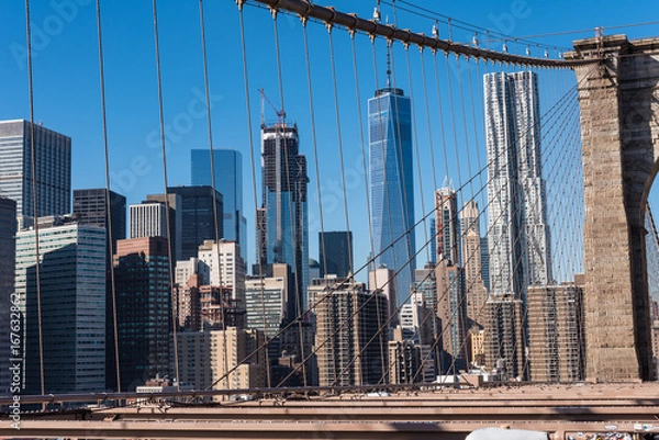 Fototapeta ニューヨーク・ブルックリン橋から望むマンハッタンの摩天楼