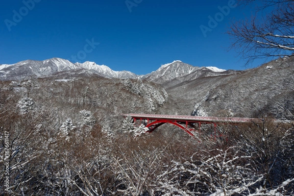Obraz 降雪翌朝の東沢大橋と八ヶ岳遠望