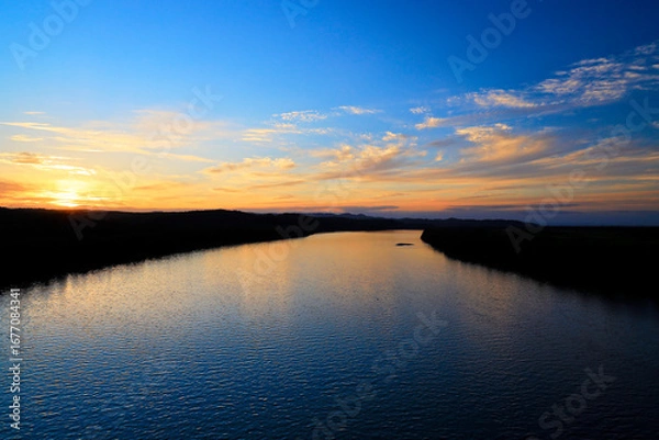 Obraz 夕暮れの十勝川河口