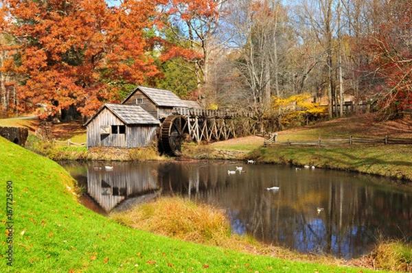 Obraz Mabry Mill with pond, one of the attractions on Blue Ridge Parkway, Virginia USA in Autumn.