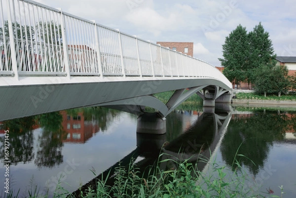 Obraz A bridge over a canal