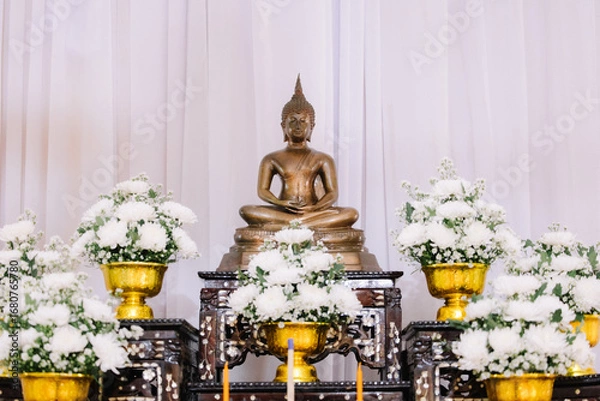 Obraz Beautiful golden Buddha statue enshrined in Thailand