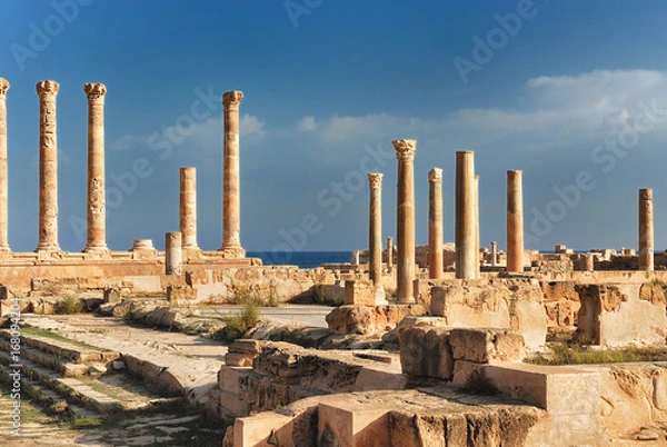 Obraz Ancient archaeological site. Ruins of the city of Sabratha, ancient "three cities" of Roman Tripolis, Libya. A UNESCO World Heritage Site since 1982.