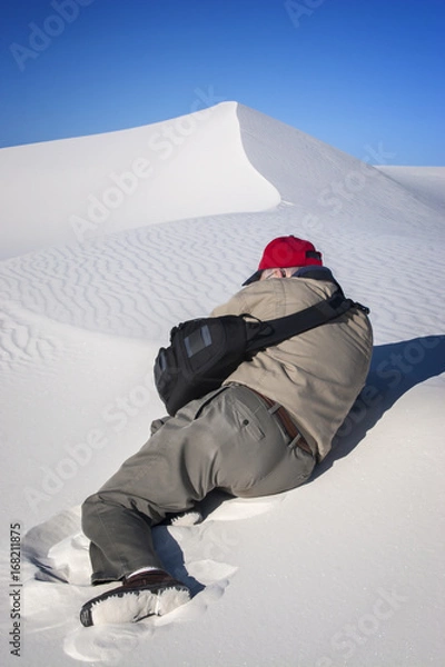 Obraz White Sands dune and photographer