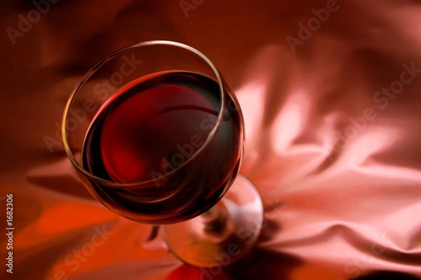 Obraz reflecting on red