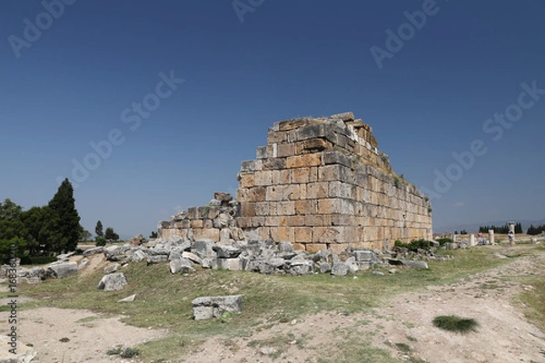 Fototapeta Ruins in Hierapolis Ancient City, Turkey