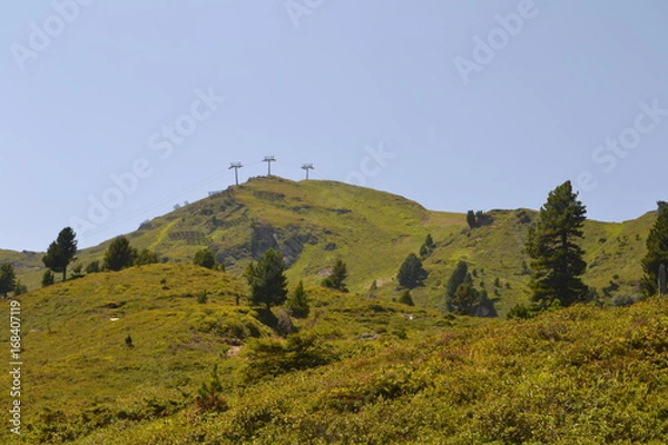 Obraz Berglandschaft mit Skilift
