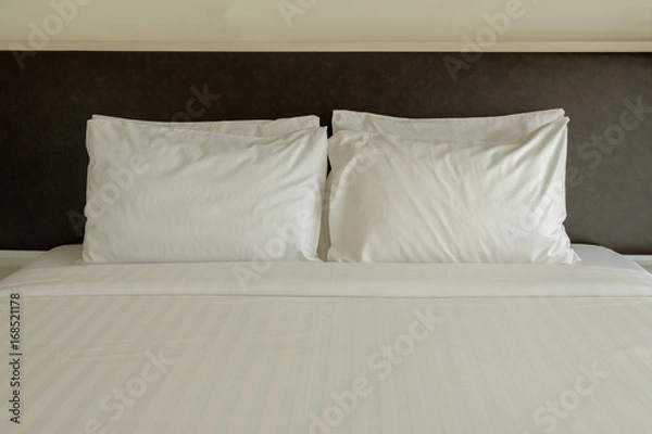 Fototapeta On the bed.