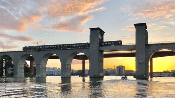 Obraz Train on bridge