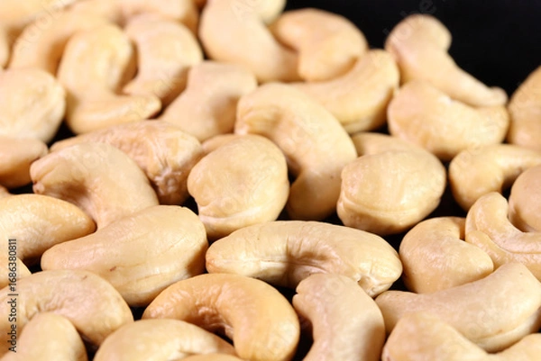 Obraz 黒背景のカシューナッツ 