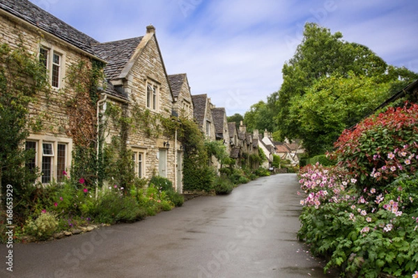 Fototapeta Beautiful Summer view of street in Castle Combe, UK