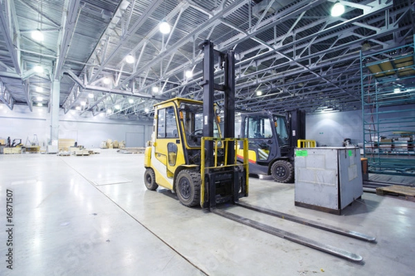 Obraz Loaders in modern storehouse