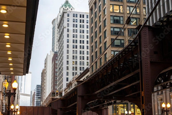 Fototapeta Train in Chicago, Illinois