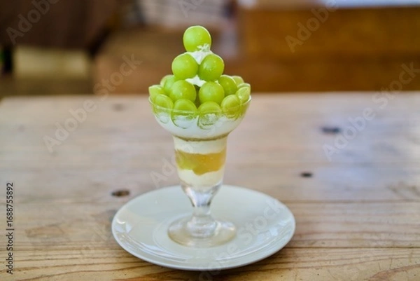 Obraz 美味しそうなシャインマスカットパフェ