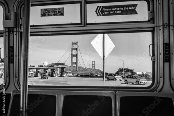 Obraz Golden Gate Bridge - view from bus