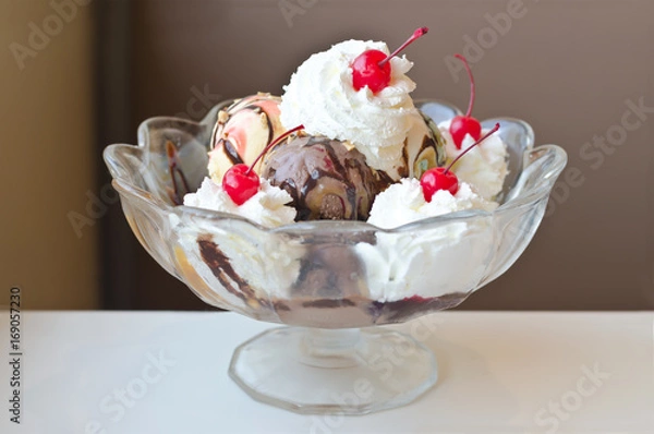 Fototapeta Soft focus of Ice cream sundae in big bowl